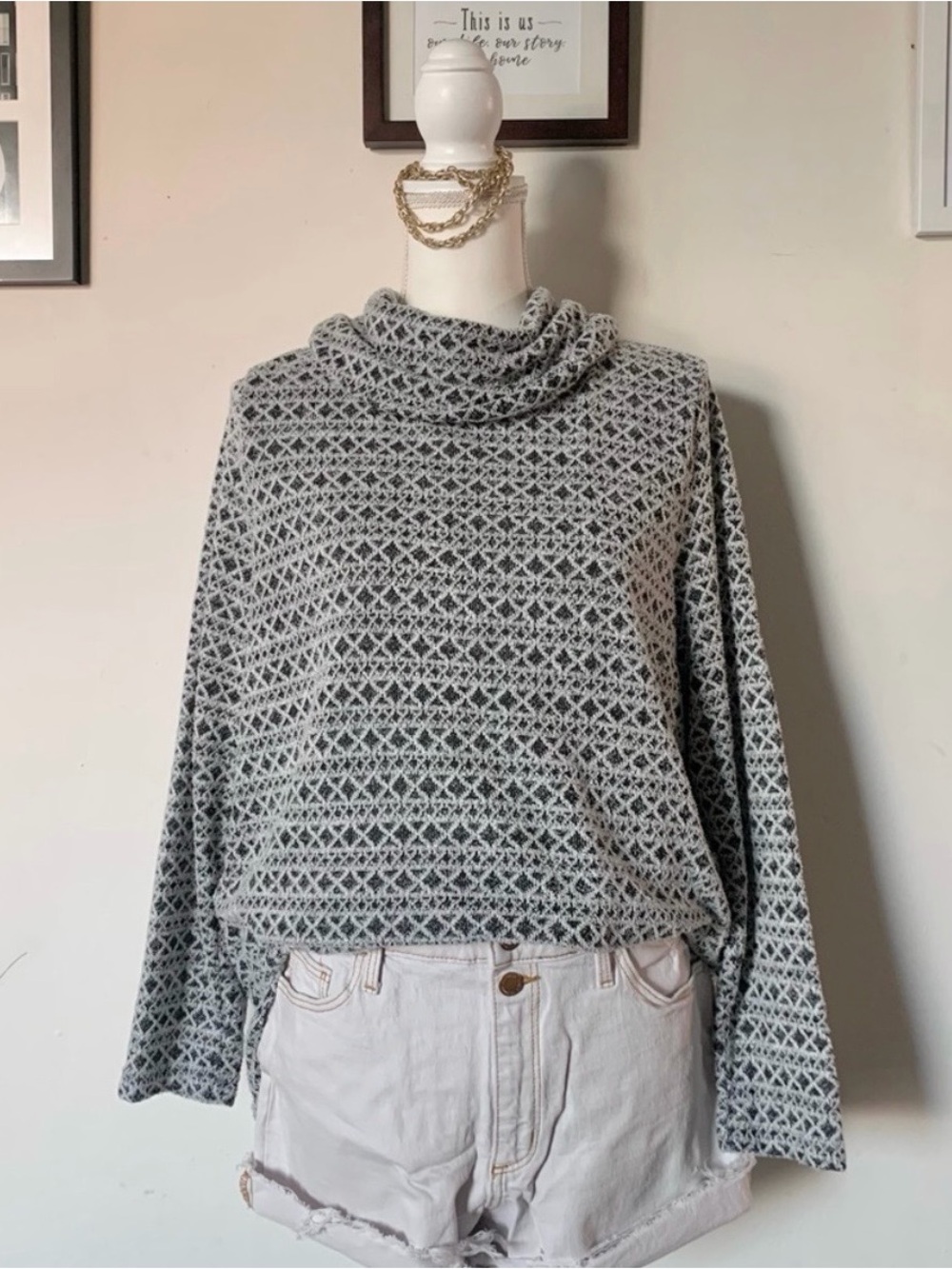 Croft & Barrow Gray Cowl Neck Sweater Chunky Knit Soft Diamond Pattern Size XL